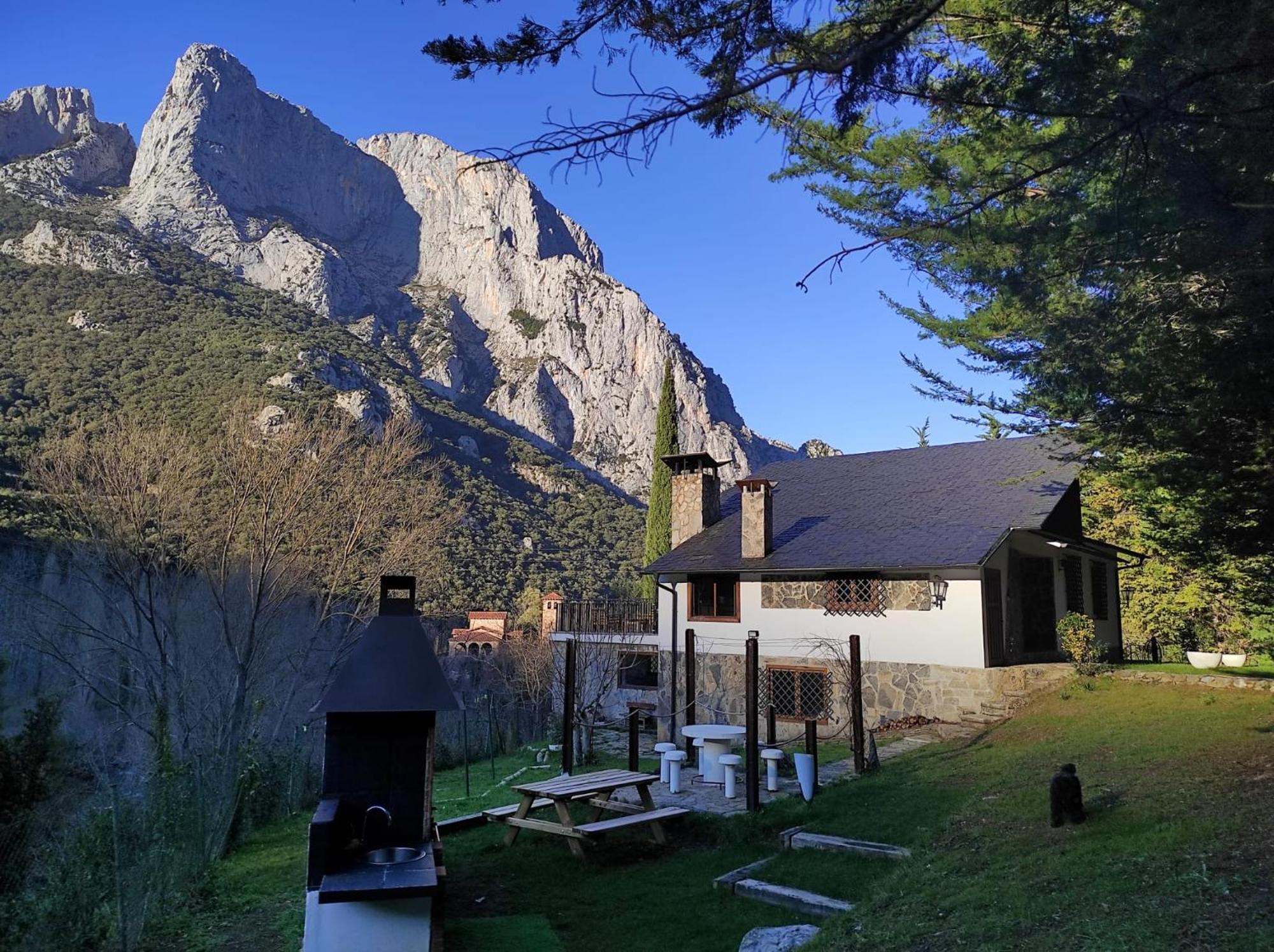El Chalet De La Poza - Rio, Barbacoa, Wifi, Zona De Trabajo, Vistas. Lebena 외부 사진